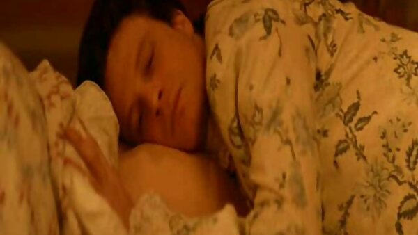 Die gefesselte devote japanische free sex filme Brünette muss wissen, was eine Sitzung ist