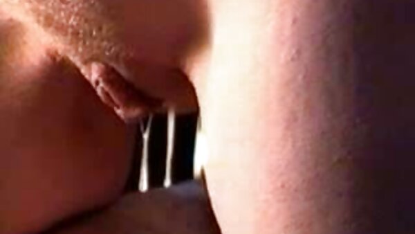 Schlanke Tussi mit kleinen Titten free xxx filme Kendra Khaleesi wird in heißem POV-Clip gefickt