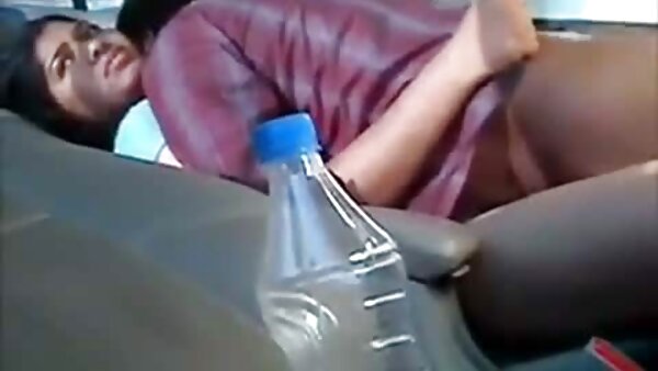 Die tätowierte Transe Kelli Lox fickt das Analloch eines free sex filme bisexuellen tätowierten Freundes